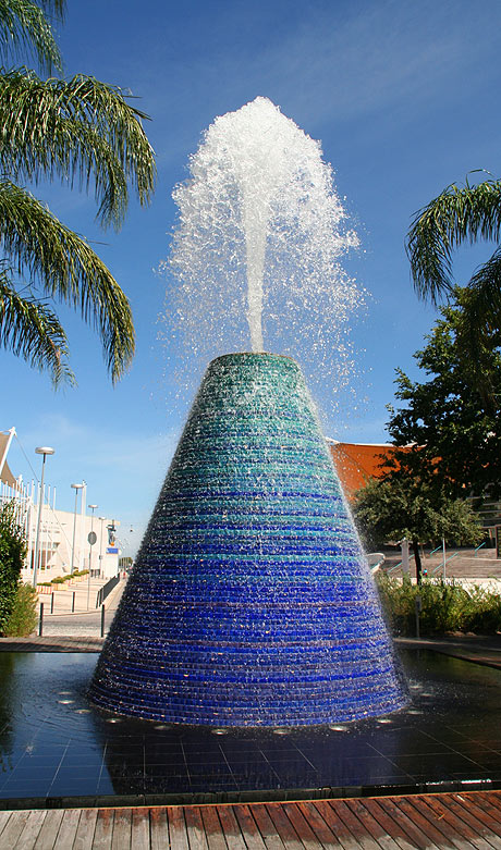 Water volcano photo