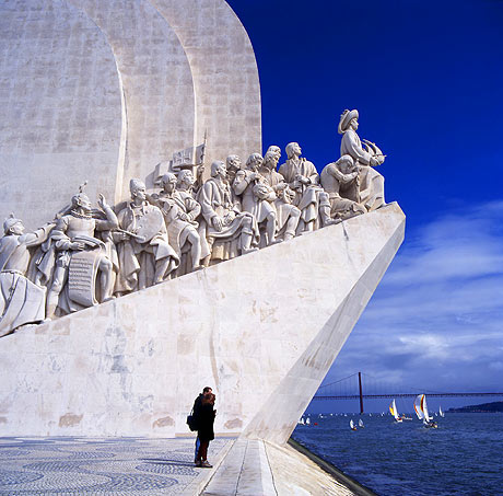 Monument aux découvertes photo