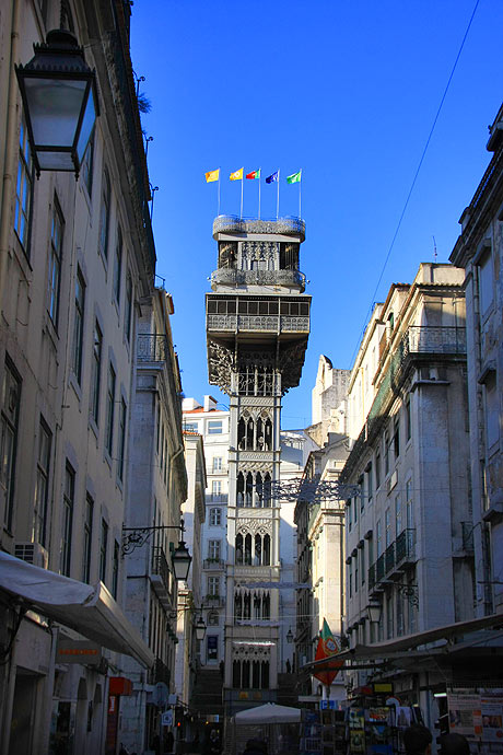Liftul Santa Justa in Lisabona