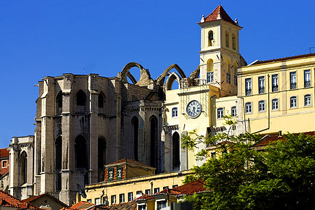 Manastirea Carmo din Lisabona Portugalia